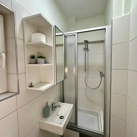 Апартаменти Rp-apartments Lend L Self Check-in